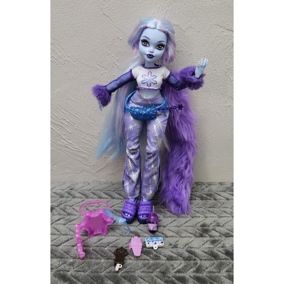monster high Other - Monster High Abbey Bominable Doll With Accessories Blue Complexion Purple Eyes